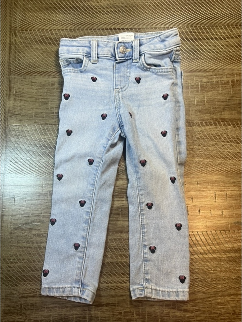 Disney Jumping Beans Girls 2T light washed Minnie Mouse Jeans